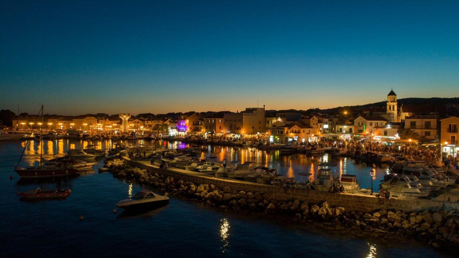 Rooms Vila Mautner Vodice Eksteriør billede