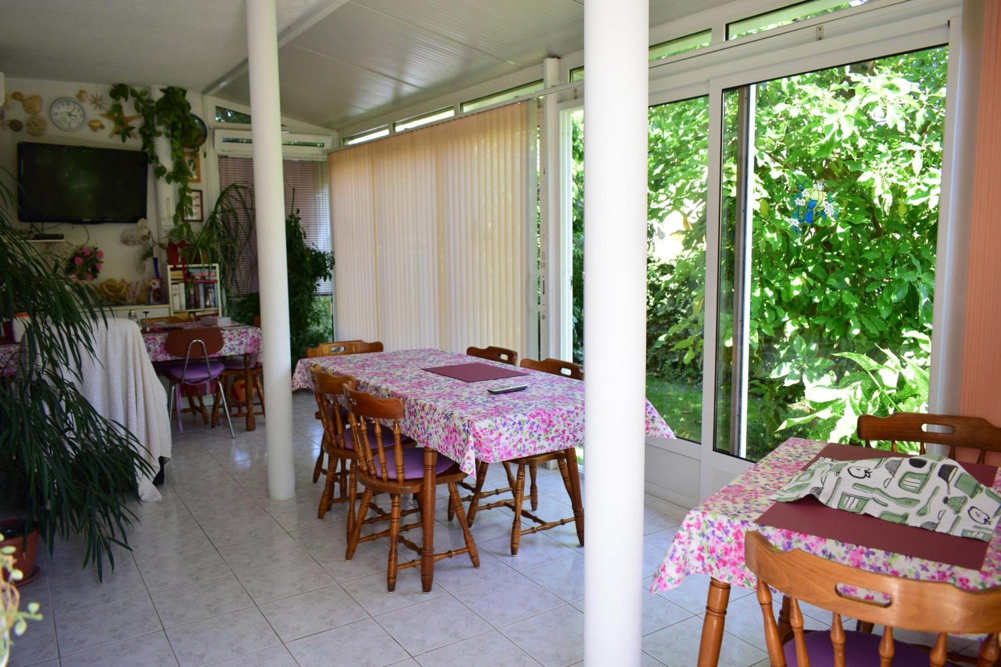 Rooms Vila Mautner Vodice Eksteriør billede