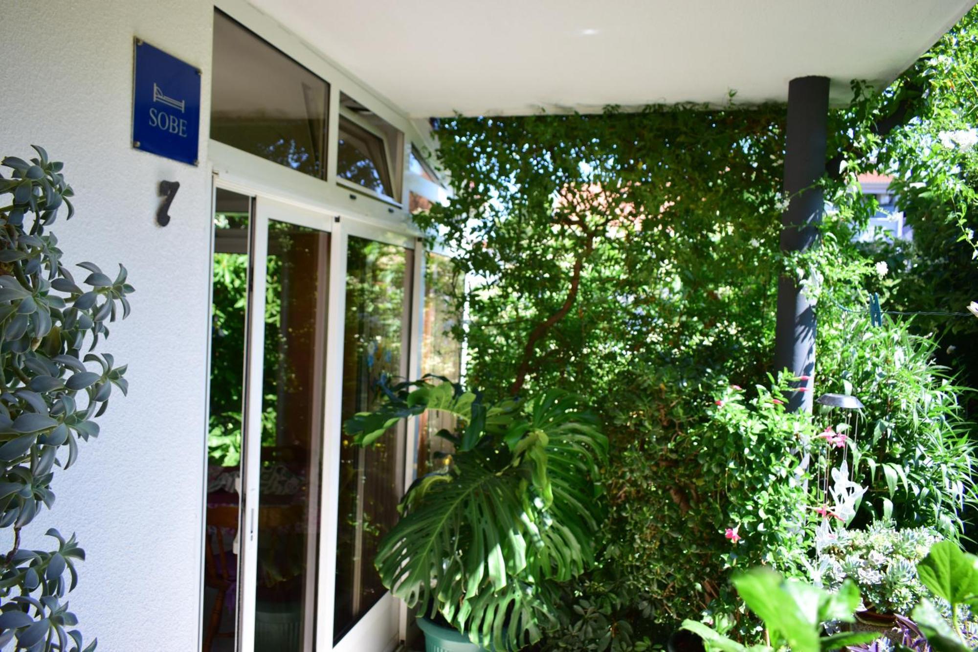 Rooms Vila Mautner Vodice Eksteriør billede