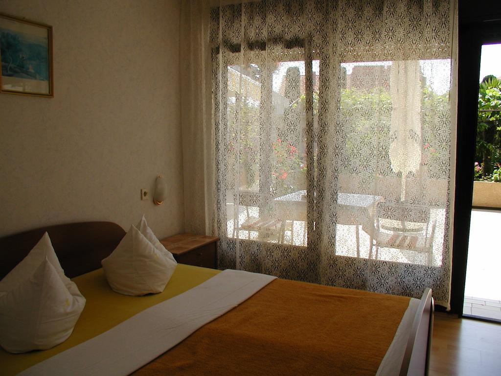 Rooms Vila Mautner Vodice Værelse billede
