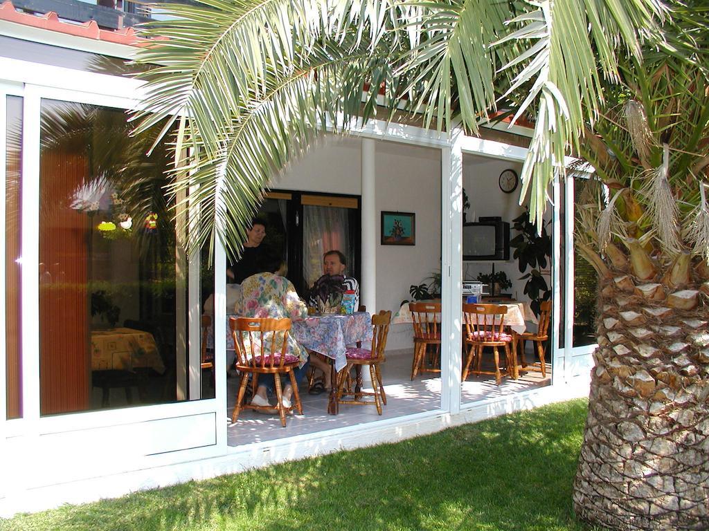 Rooms Vila Mautner Vodice Eksteriør billede