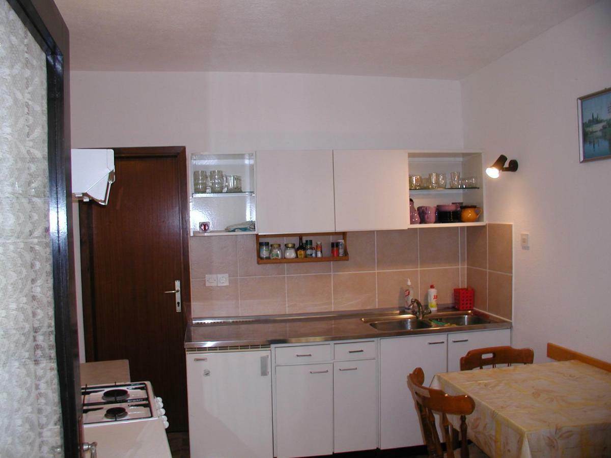 Rooms Vila Mautner Vodice Eksteriør billede