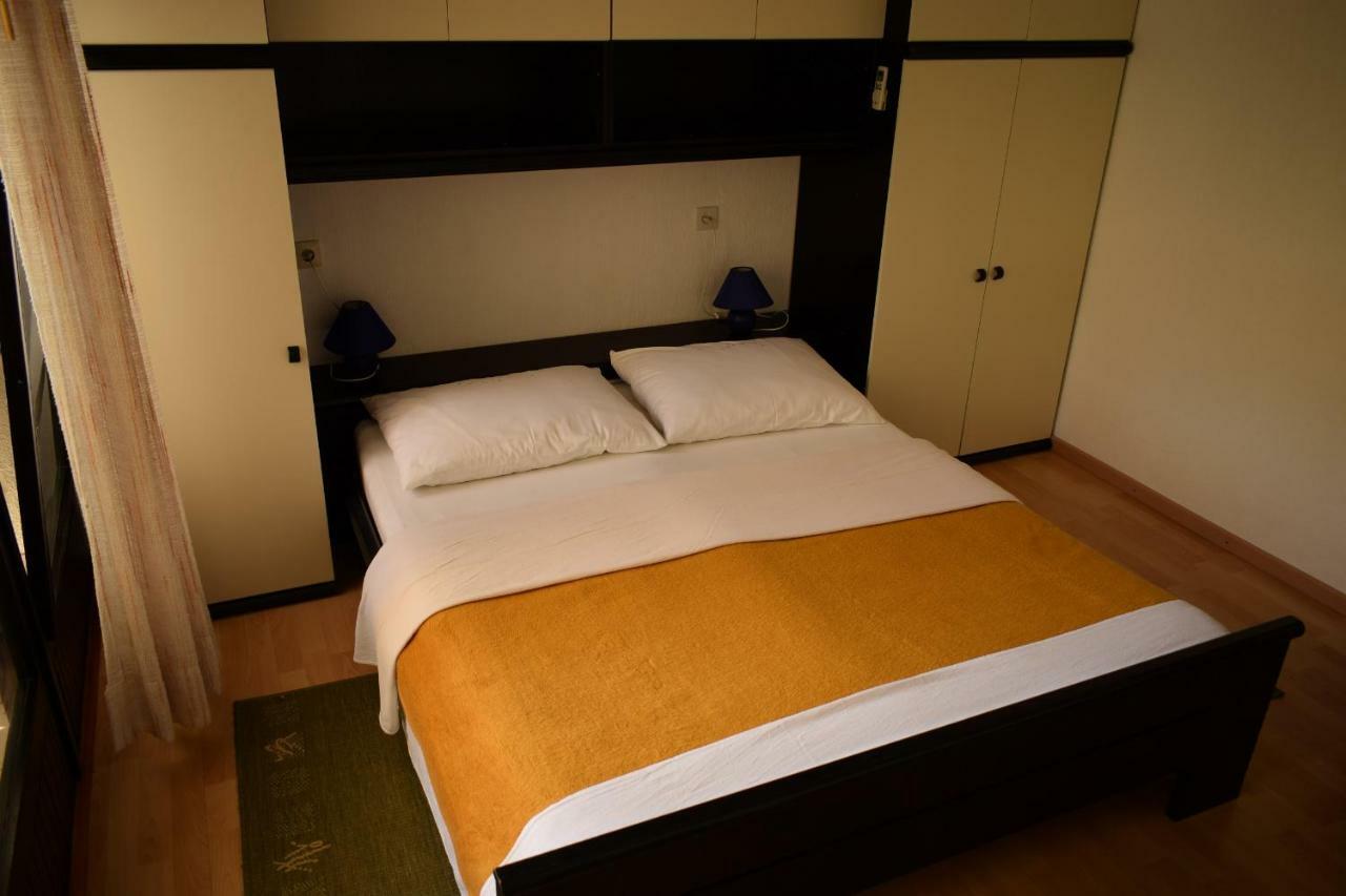 Rooms Vila Mautner Vodice Eksteriør billede
